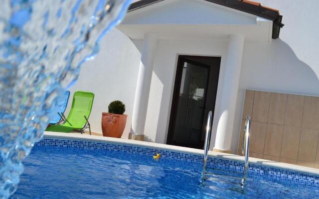 Apartment Villa Holiday II