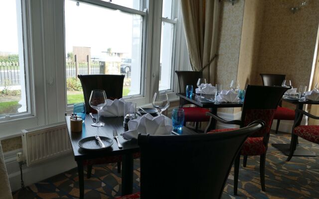 Cae Mor Hotel