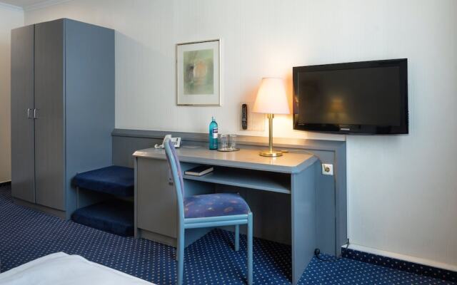 Hotel Belmont Classic
