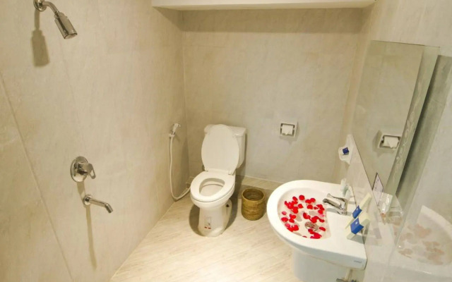 Shwe Htee Guest House Chinatown