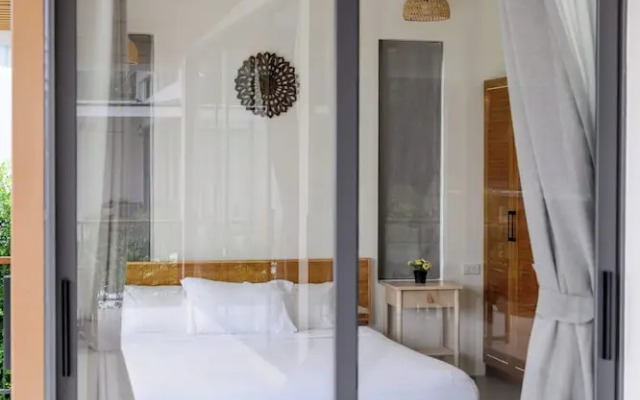 Tropical Poolside Retreat by Sea N' Rent