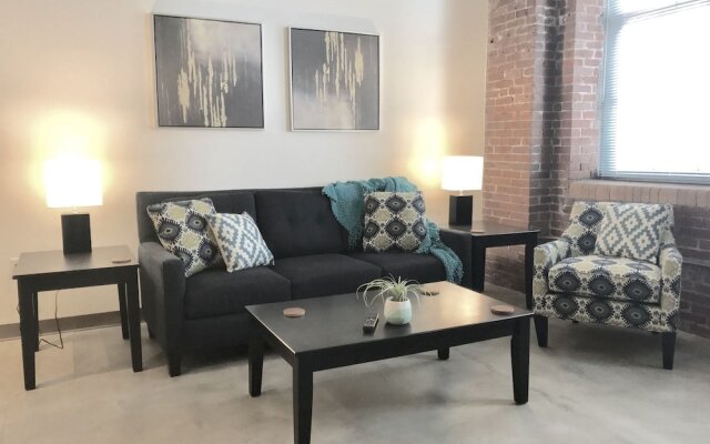 Apartments-Stay Smart Strip District