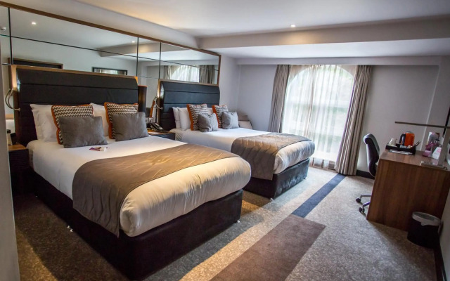 Crowne Plaza Gerrards Cross by IHG