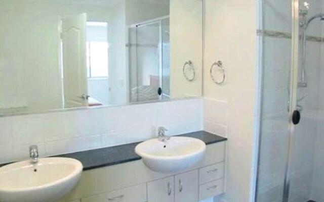 Coolum Villas