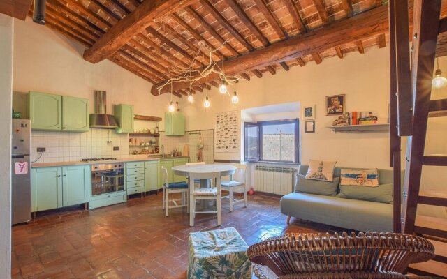 Amazing Apartment in Magliano in Toscana With 2 Bedrooms and Wifi