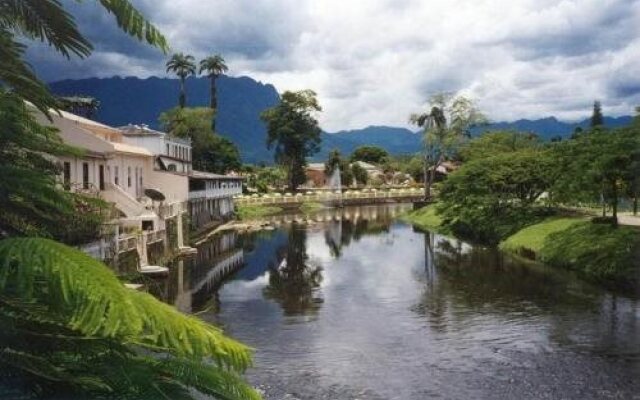 Hotel e Restaurante Nhundiaquara