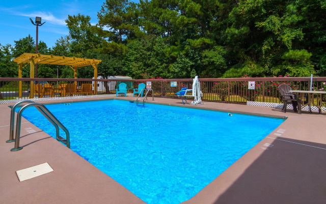 Econo Lodge Battleboro - Rocky Mount I-95