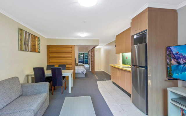 Waterfront Apartment 114