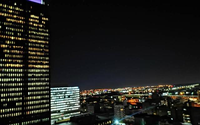 Amazing Joburg views &Unique CBD Luxury Experience