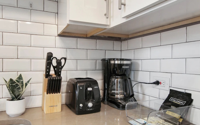 1BR Cozy Apt - Harper 404