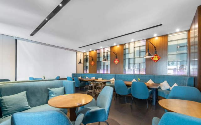 MiniMax Hotel Shanghai Songjiang