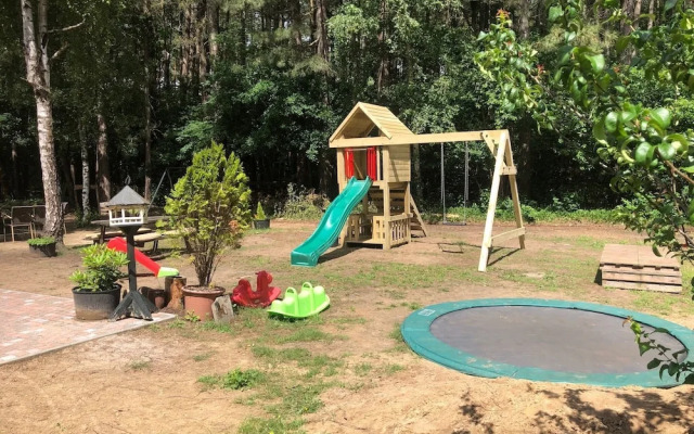 Nice Chalet With Garden, in the Antwerp Kempen