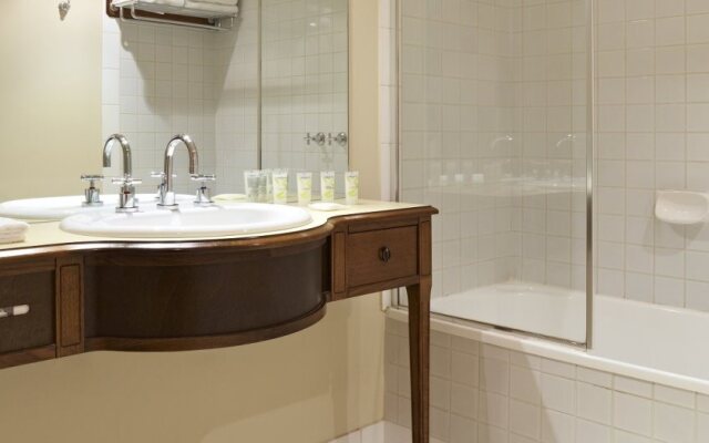 Grand Hotel Melbourne