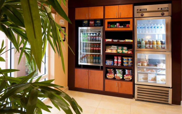 Fairfield Inn & Suites by Marriott Naples
