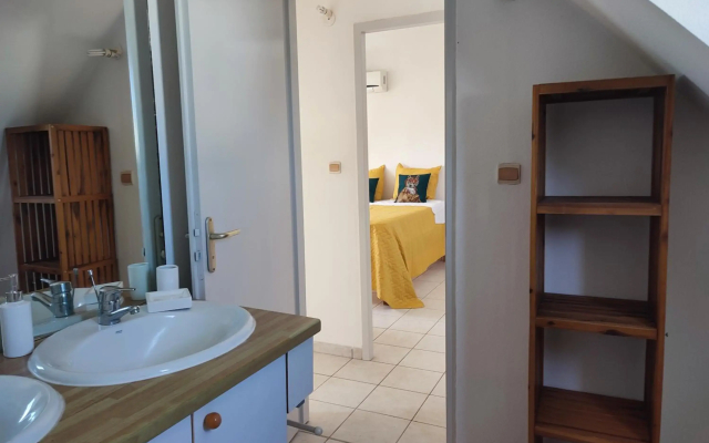 Charmante villa avec accès direct à la mer