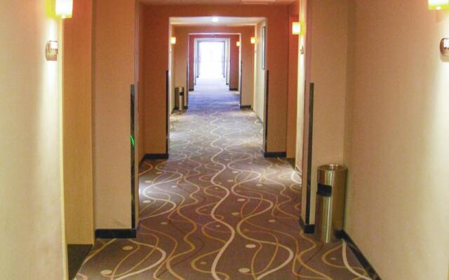 7Days Premium Beijing Luhua Road