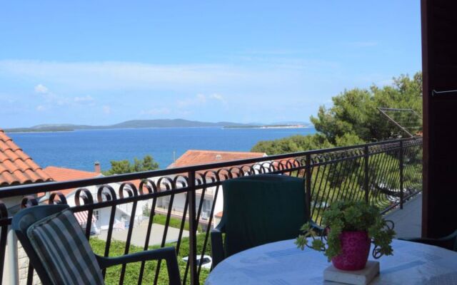 Apartment Rose Gemmano 14092
