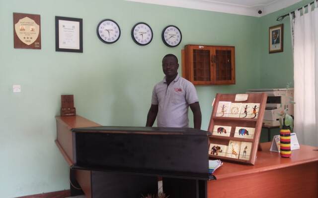 White Castle Hotel Arua