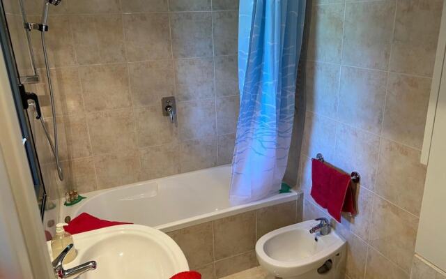 St Maurice Smile Lake View Apartment With Pool