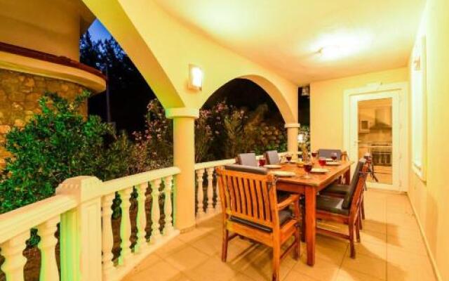 Lakestone Villa