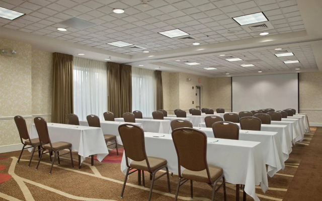 Hilton Garden Inn Hoffman Estates