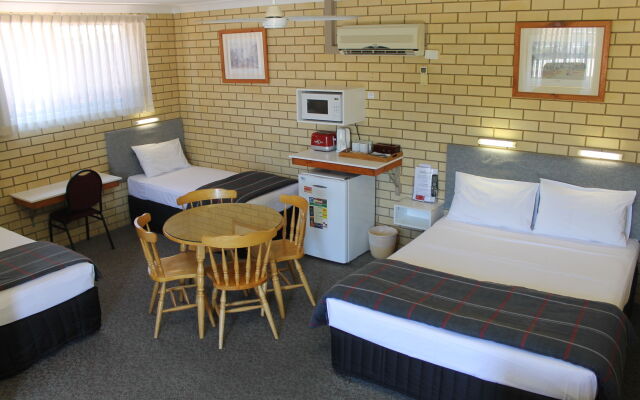 Coast Inn Motel