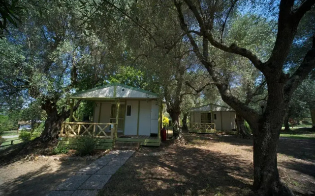 Villaggio Turistico Camping Il Fontino