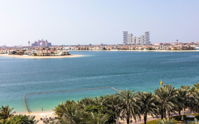 Family luxury residence on Palm Jumeirah