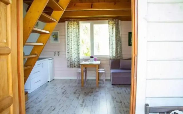 Storey Holiday House, Bobolin