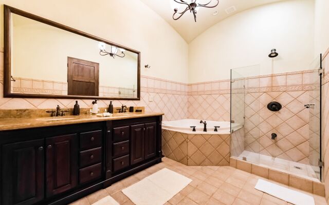 Luxury Vacation Rentals At Hacienda Pinilla