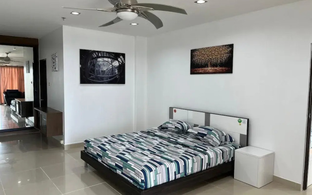 Condo Express View Talay 6