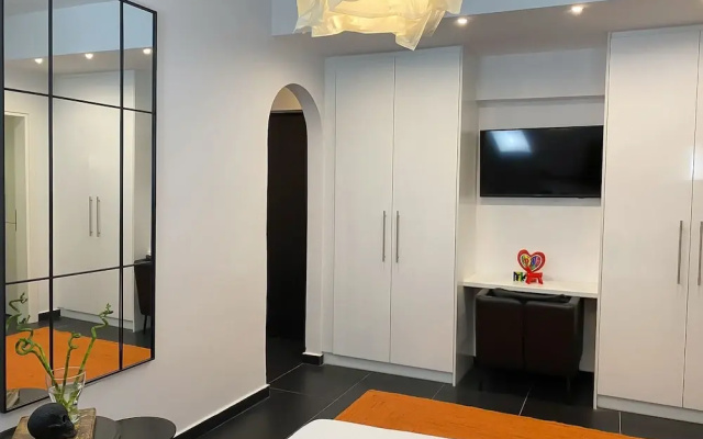 Executive Apartment in Kolonaki