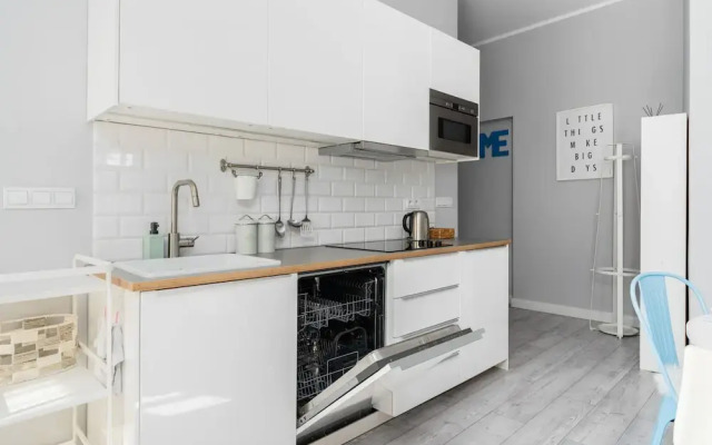 Scandi Małe Garbary Apartment by Renters