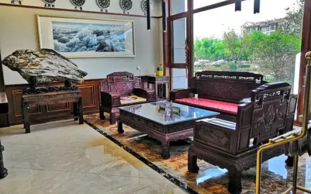 Chonpines Hetel (Qingdao Jimo Hetel)