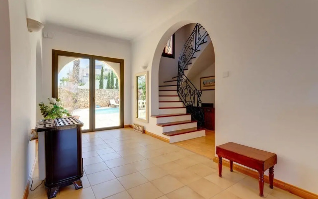 Superlative 4 Bedroom Villa With Private Pool