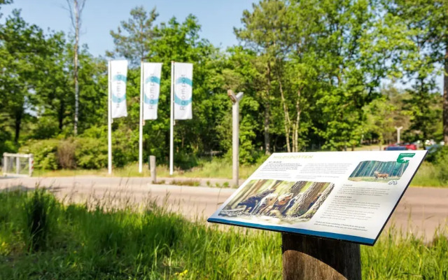 Detached Bungalow With Wifi, Located at Park De Veluwe