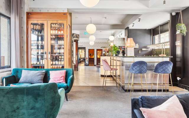 Hotel Astoria, Best Western Signature Collection