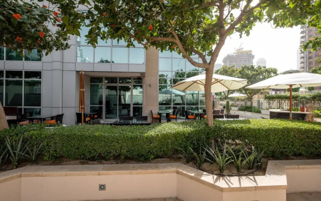 Maison Privee - Exclusive Apt w/ Burj Khalifa Next Door