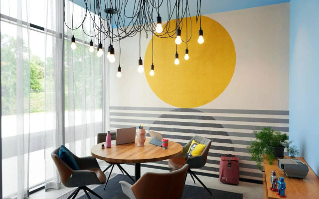Moxy Sophia Antipolis