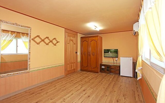 Danyang Sharom Pension