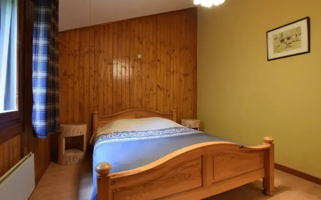 Peaceful Holiday Home in Tenneville near Forest