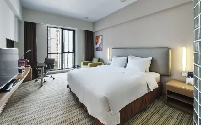 Holiday Inn Express Shanghai Gongkang by IHG