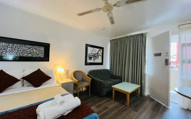 Unwind Glenelg Studio Apartment no 31