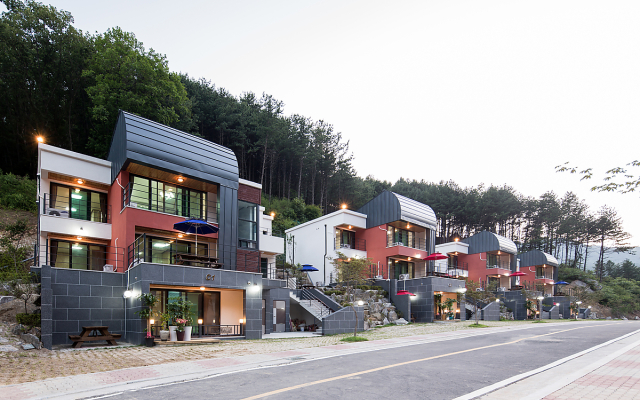 Yeoninsan Hot Spring Resort