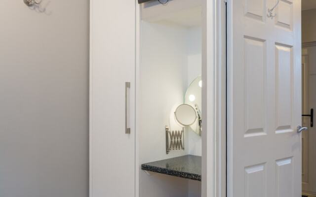 Belfast City Centre Apartment