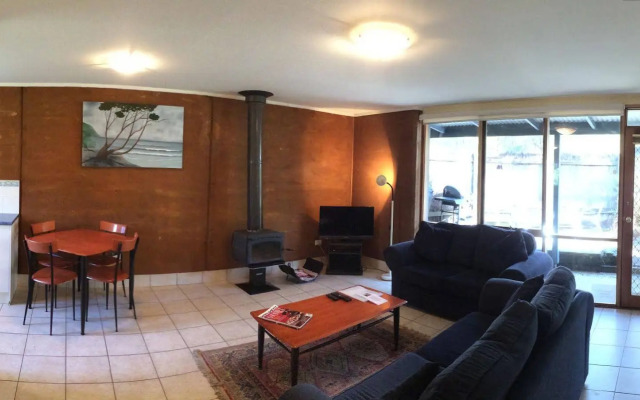 Split Point Cottages