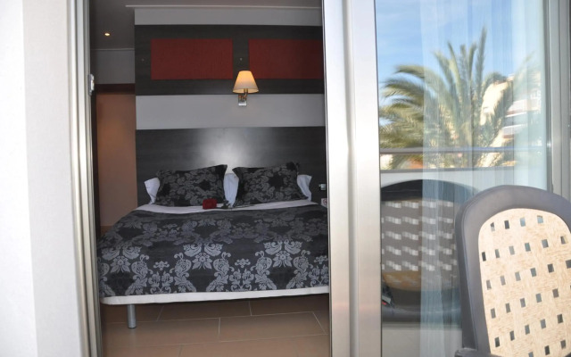 Casablanca Suites
