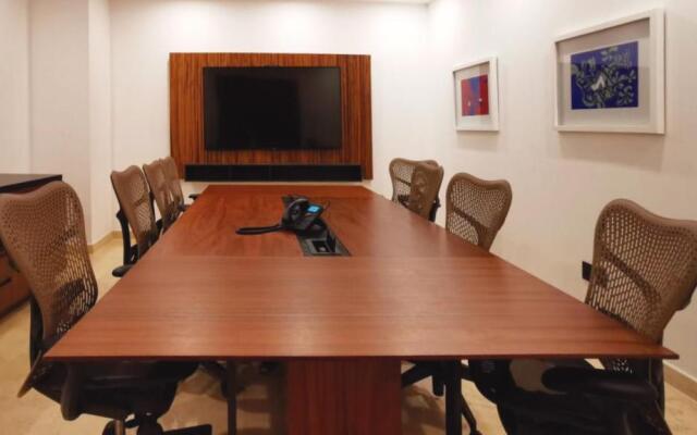 Holiday Inn & Suites Puerto Vallarta Marina & Golf