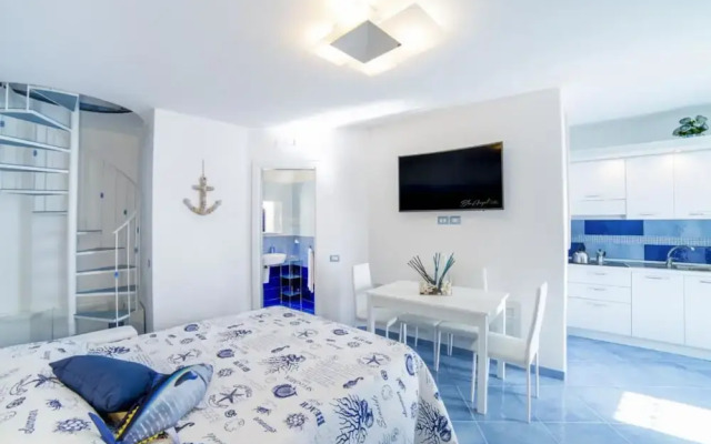 Blu Angel Relais