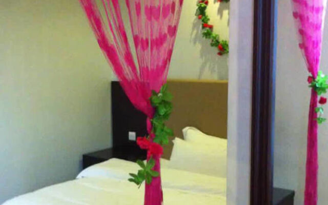 Guangzhou Xiangdu Hotel